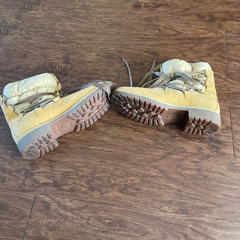 Ladies Timberland boots